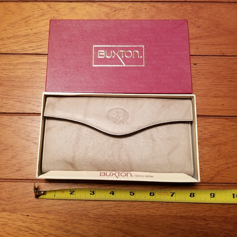 New Buxton wallet